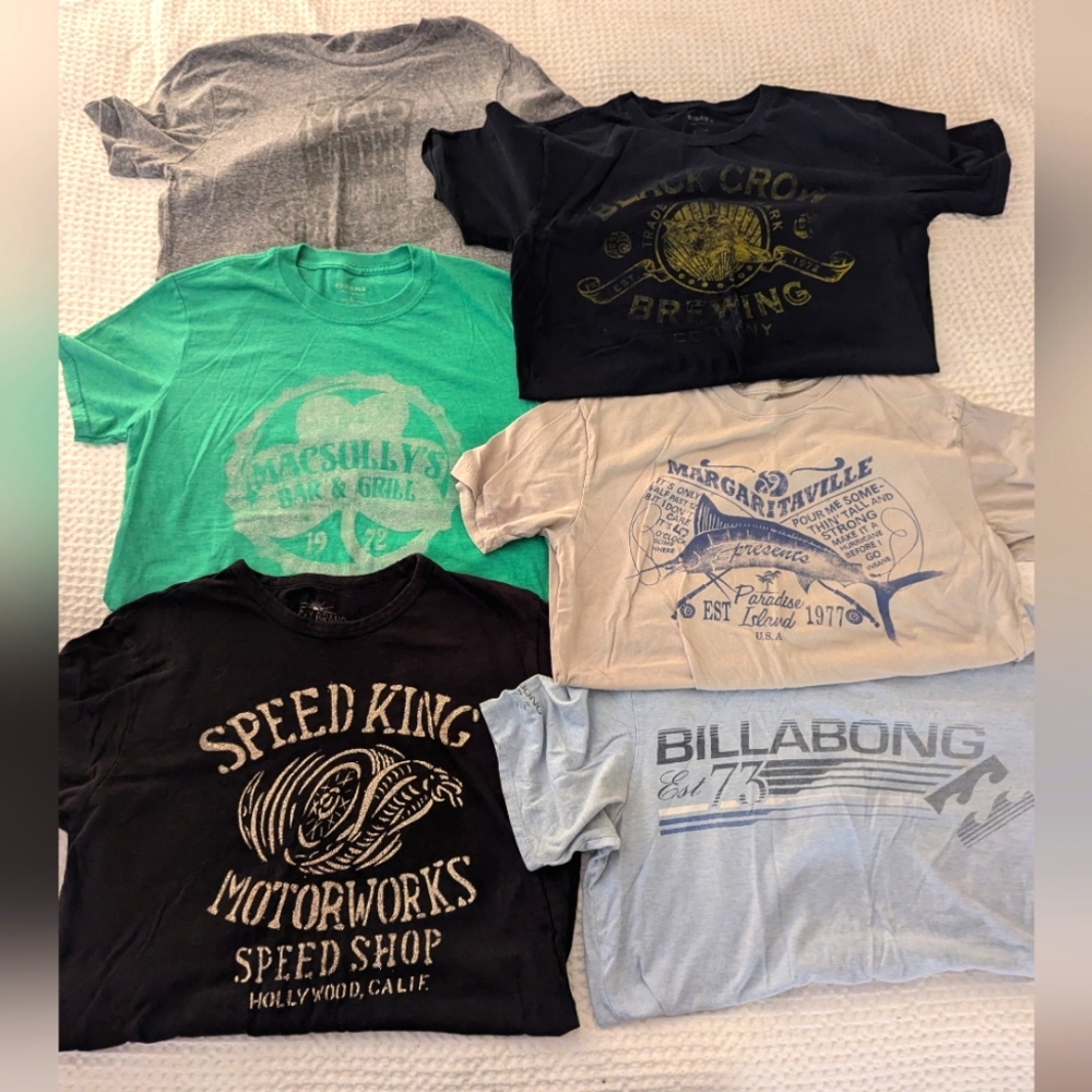 Lot of Men's Fitted Tees, Size M. NWOT.